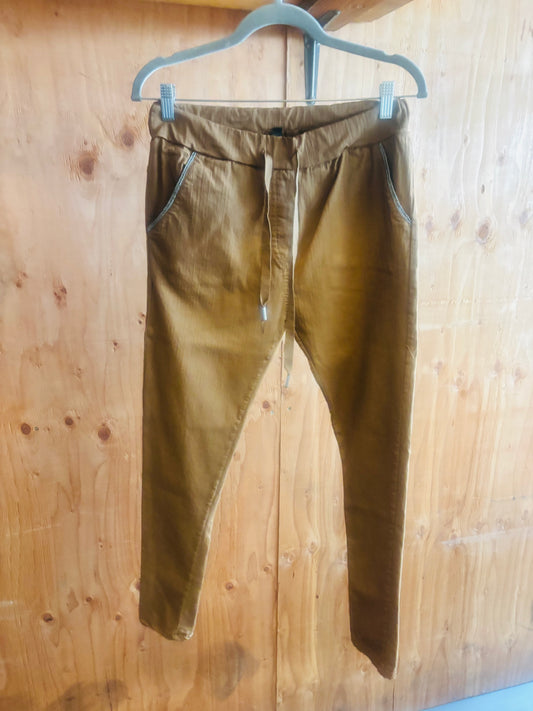 Venti6 Dark Cream Joggers